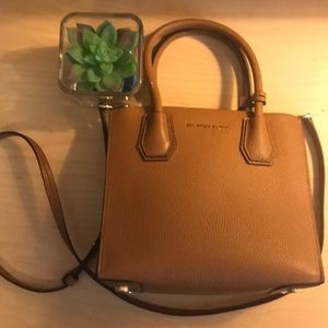 Michael Kors Acorn Mercer HandBag Purse